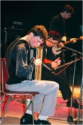 полным равнодушием